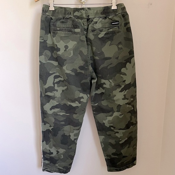 Converse Women’s Camo Green Ankle Length Pants Contrast Side Stripe M - Picture 7 of 16